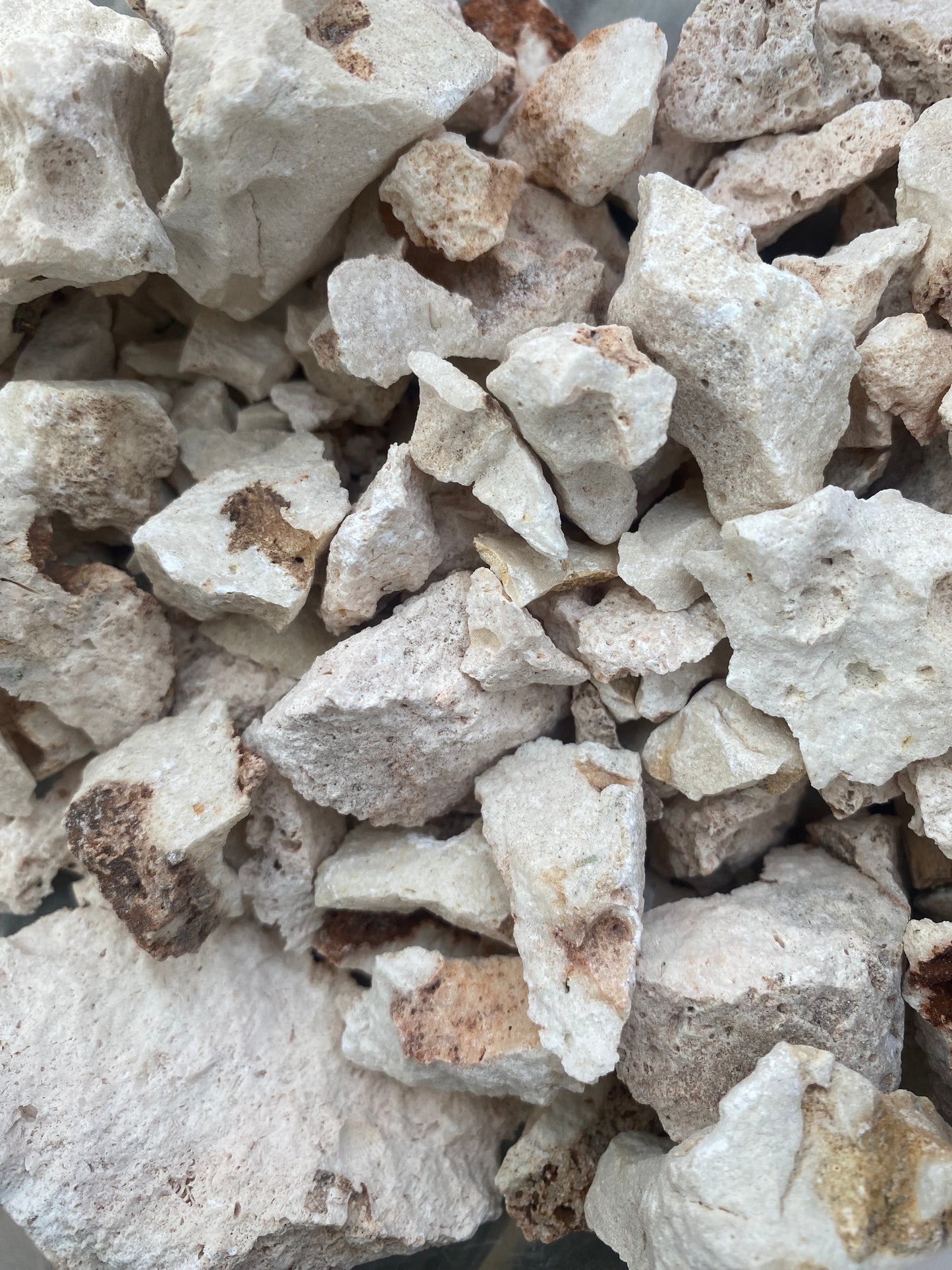 Limestone Rocks & Crushed Limestone
